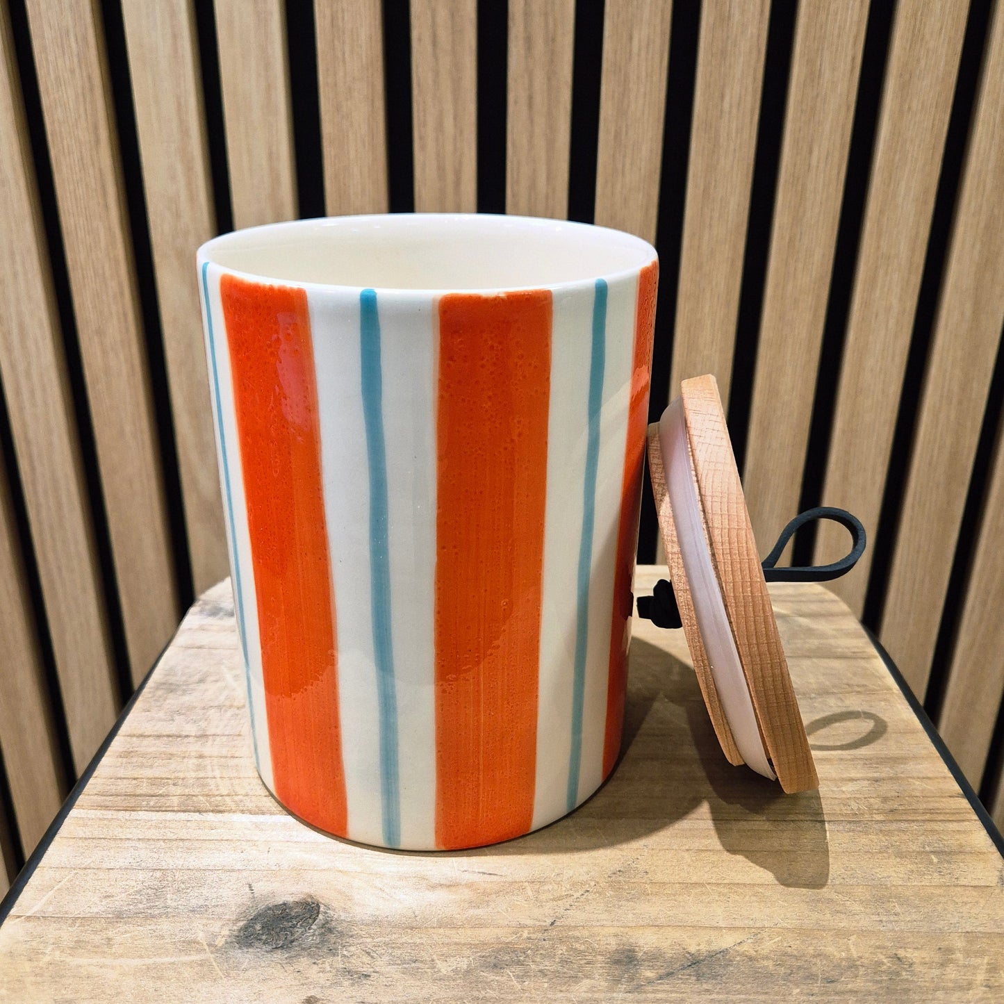 Boite à Cuisine Duro Ceramics MM Linear Tangerine sélectionné par Déco à deux