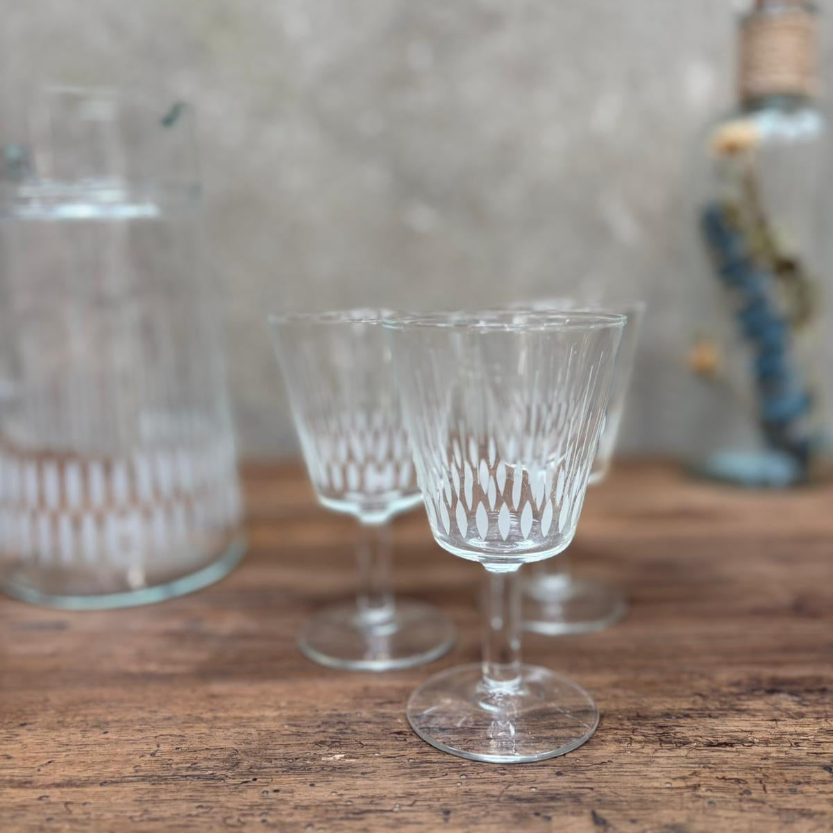 Ensemble carafe et verres a pieds sélectionné par déco à deux 