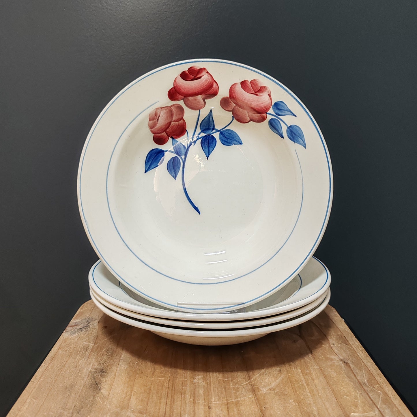 Assiette creuse HBCM Montereau vintage – objet de seconde main sélectionné par Déco à Deux
