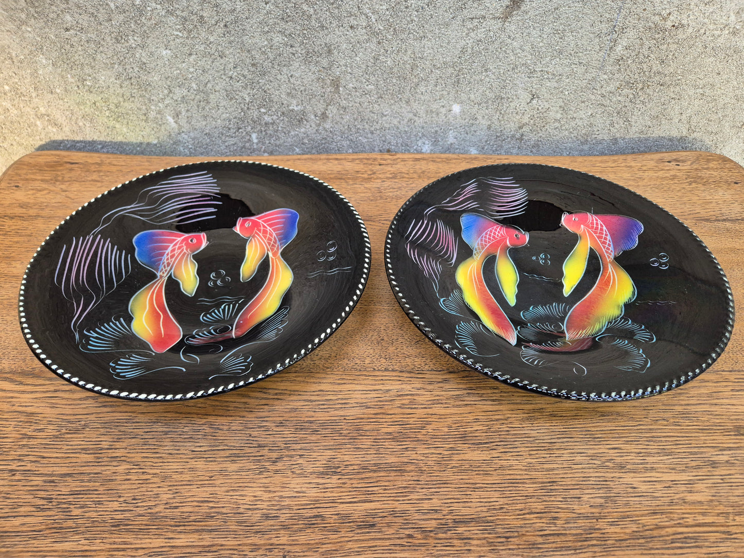 Assiette décorative Monaco vintage – objet de seconde main sélectionné par Déco à Deux