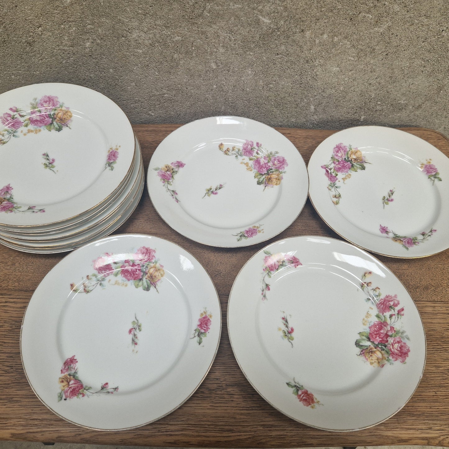 Assiette plate Rose vintage – objet de seconde main sélectionné par Déco à Deux