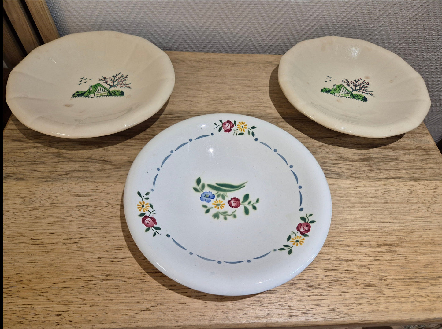 Assiettes creuses Digoin Sarreguemines vintage – objet de seconde main sélectionné par Déco à Deux
