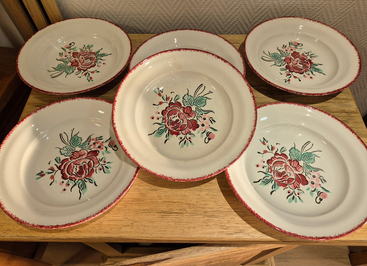 Assiettes creuses ST AMAND vintage – objet de seconde main sélectionné par Déco à Deux

