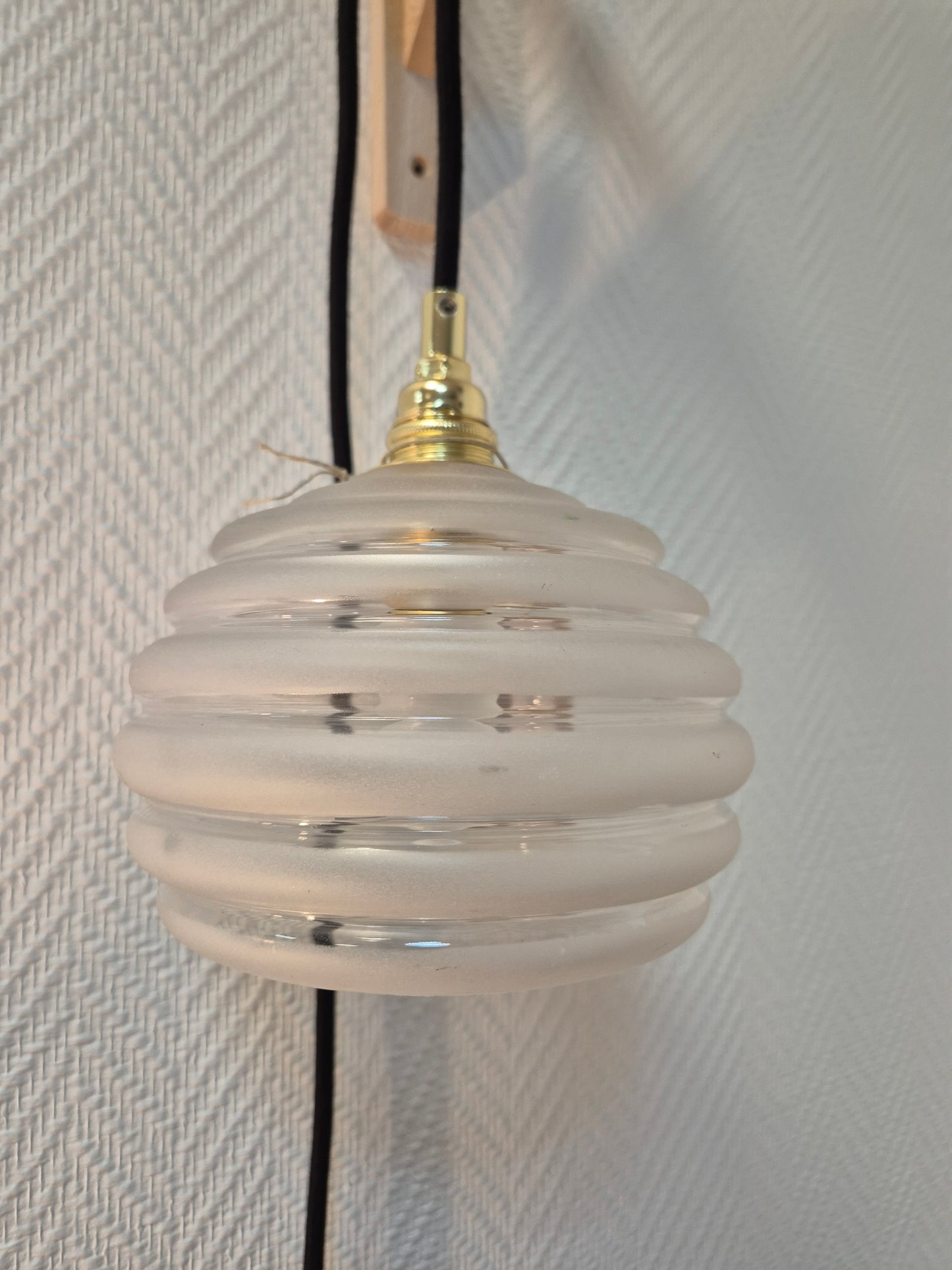 Baladeuse boule vintage – objet de seconde main sélectionné par Déco à Deux
