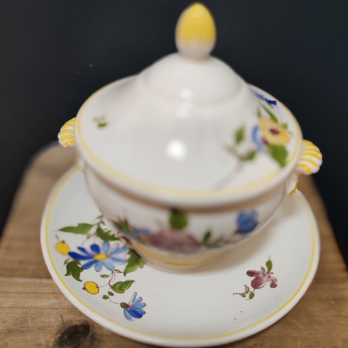 Bonbonnière Meillonnas vintage – objet de seconde main sélectionné par Déco à Deux