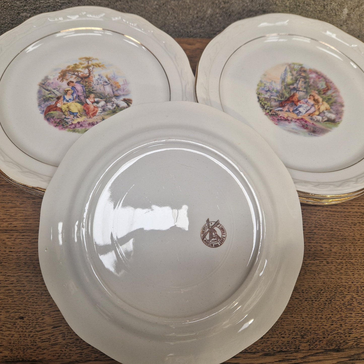 Ensemble assiettes à dessert vintage – objet de seconde main sélectionné par Déco à Deux