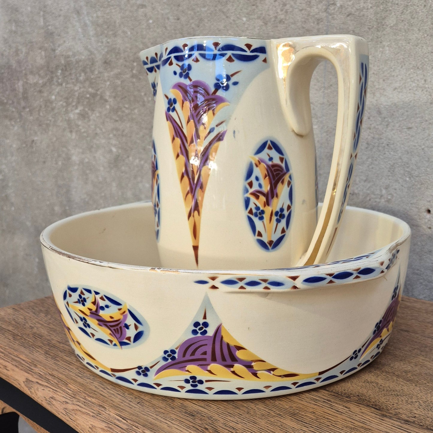 Ensemble de toilette ancien vintage – objet de seconde main sélectionné par Déco à Deux