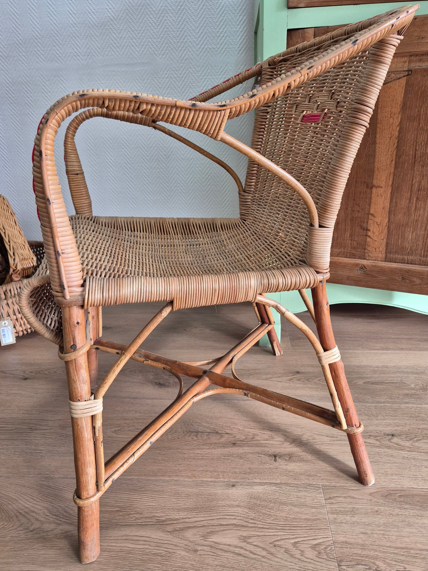 Fauteuil en Rotin vintage – objet de seconde main sélectionné par Déco à Deux
