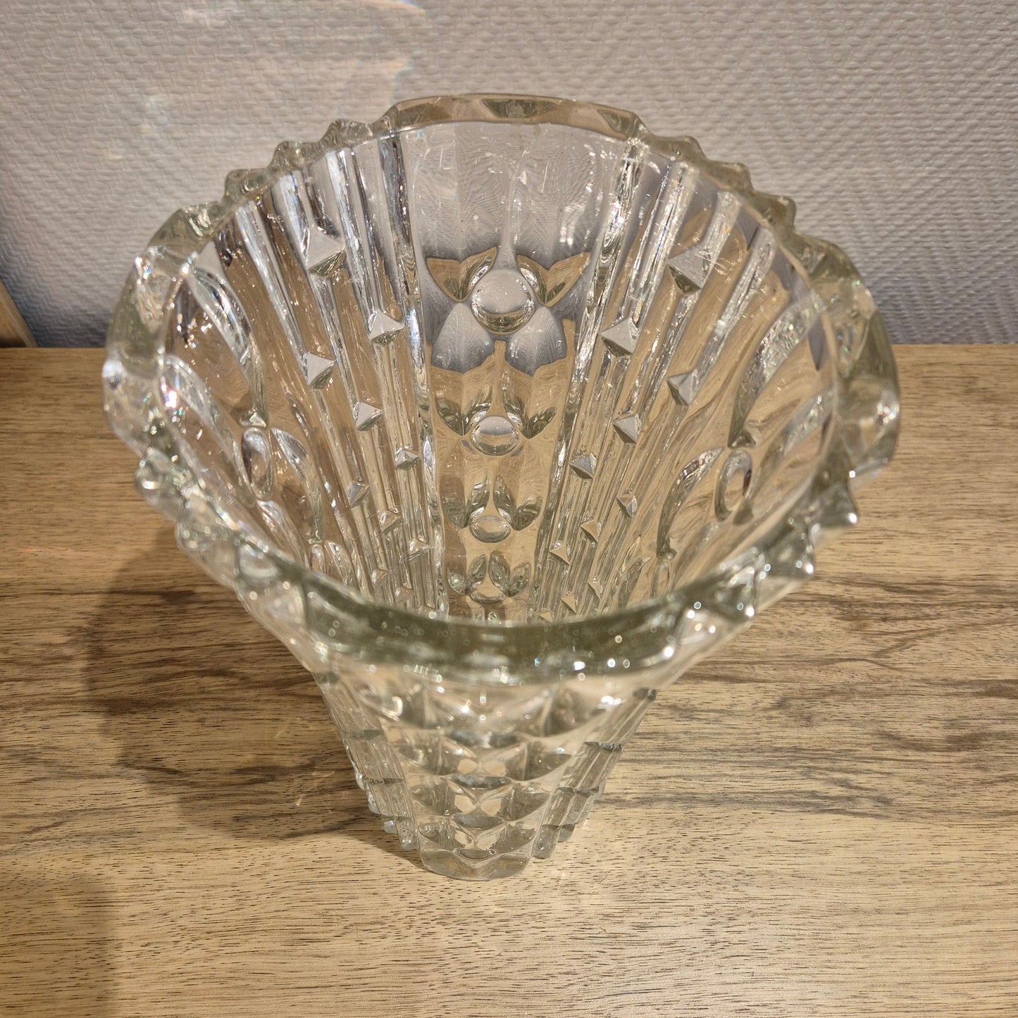 Grand vase en verre vintage – objet de seconde main sélectionné par Déco à Deux
