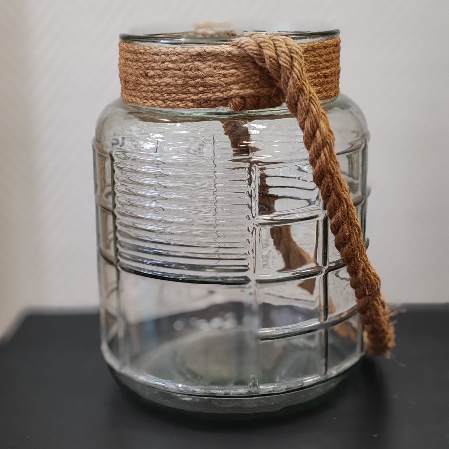 Grande lanterne avec corde vintage – objet de seconde main sélectionné par Déco à Deux