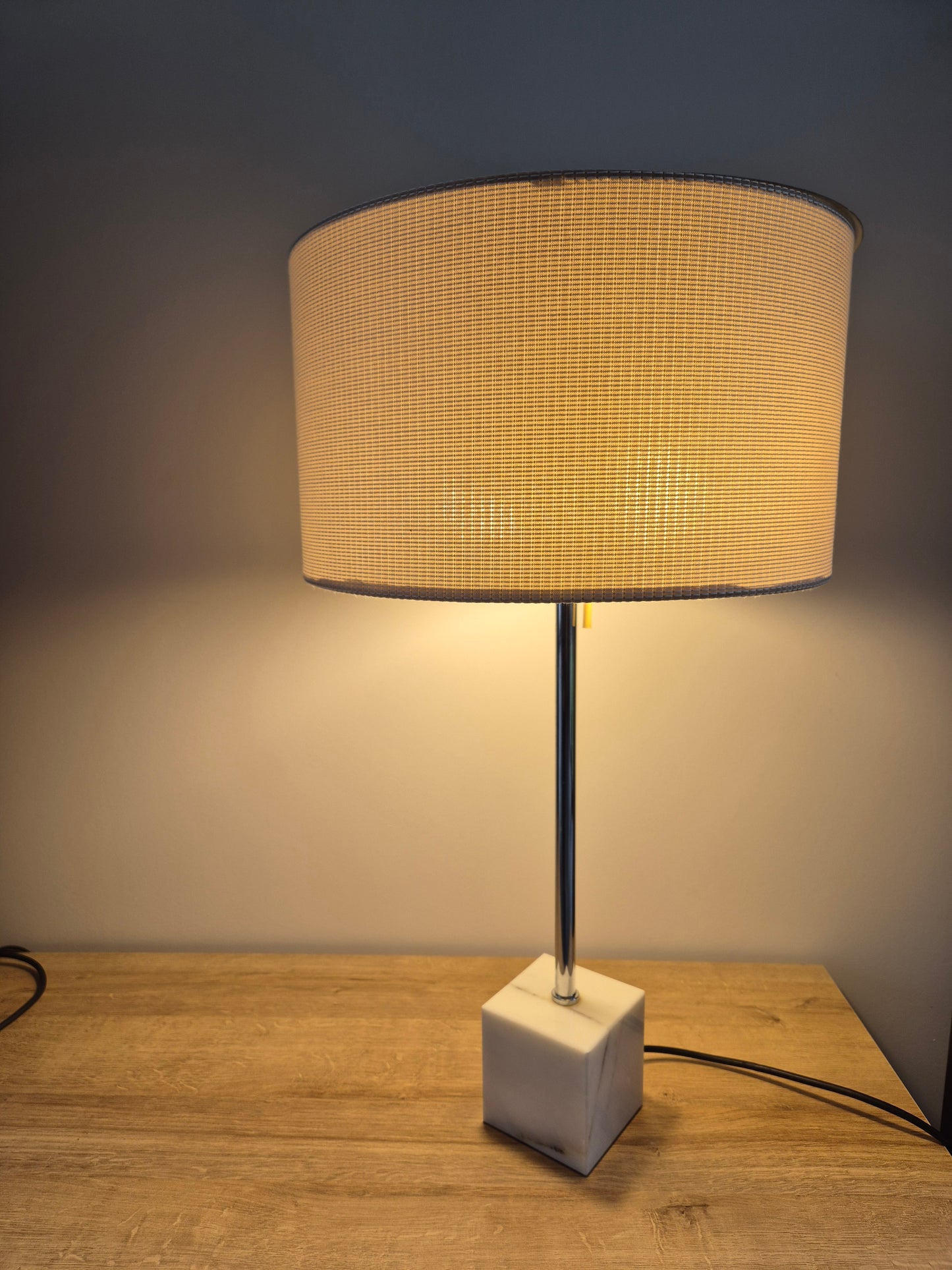Lampe à poser vintage – objet de seconde main sélectionné par Déco à Deux
