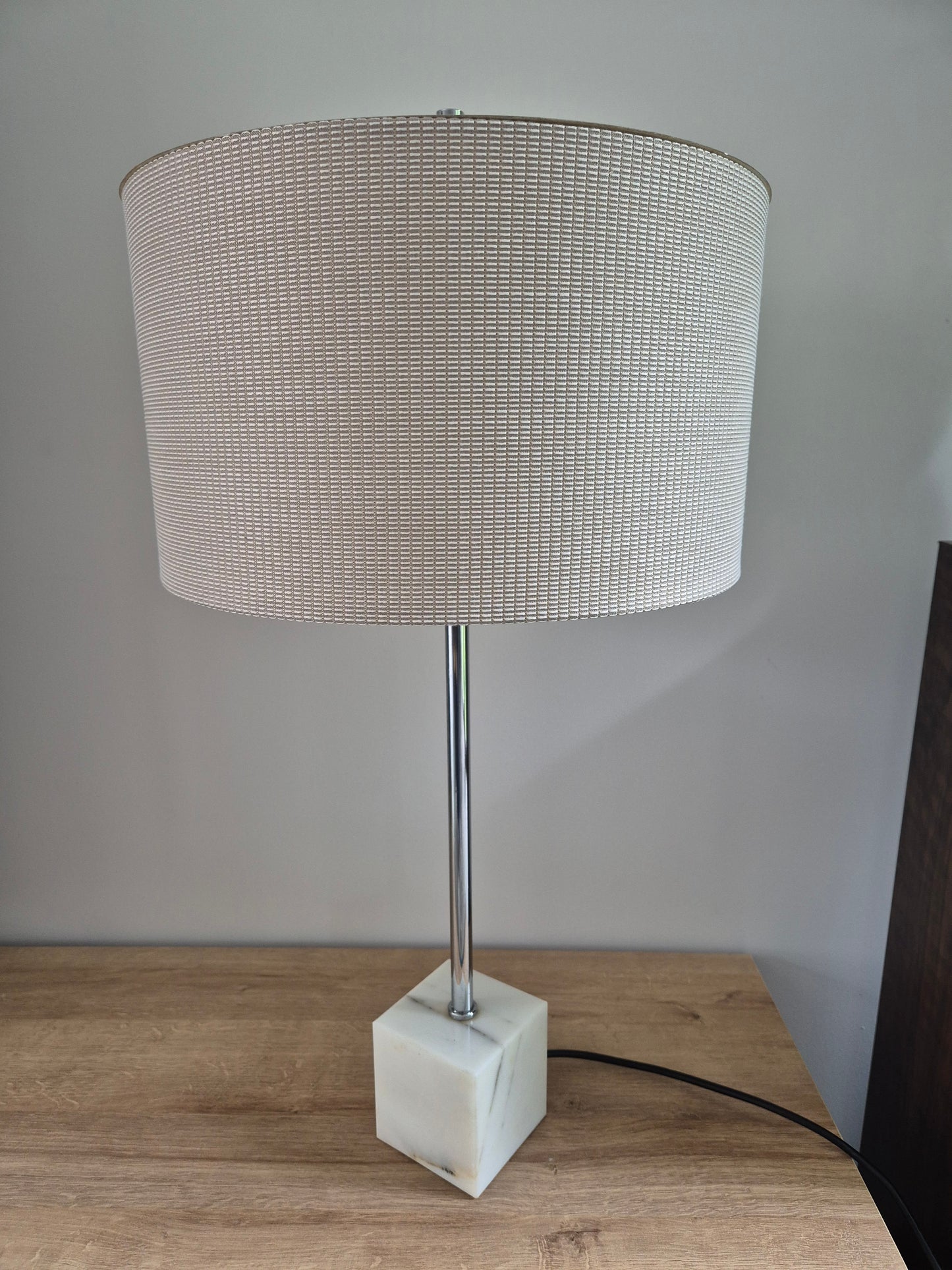 Lampe à poser vintage – objet de seconde main sélectionné par Déco à Deux
