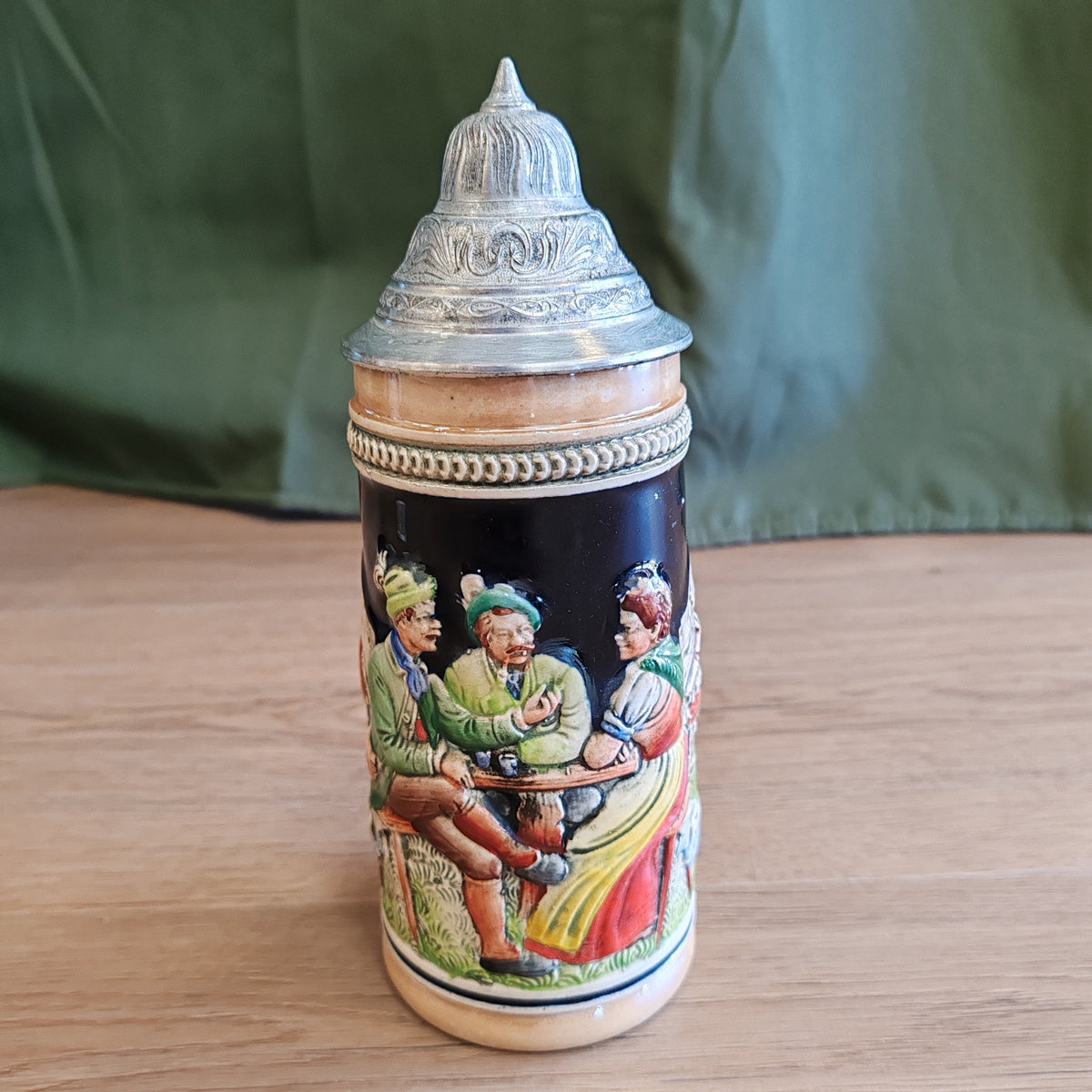 Moyenne chope à bière - objet de seconde main sélectionné par Déco à Deux