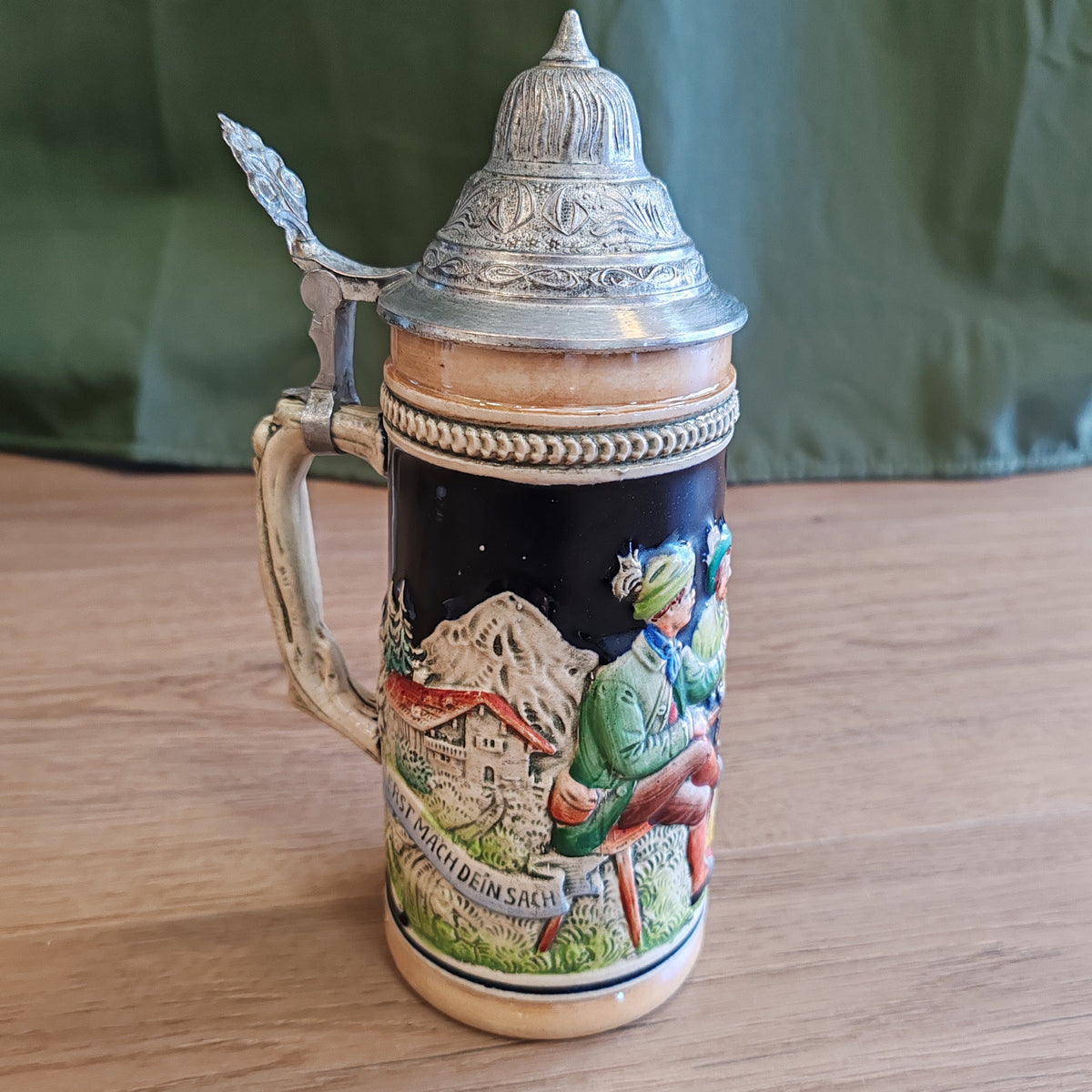 Moyenne chope à bière - objet de seconde main sélectionné par Déco à Deux