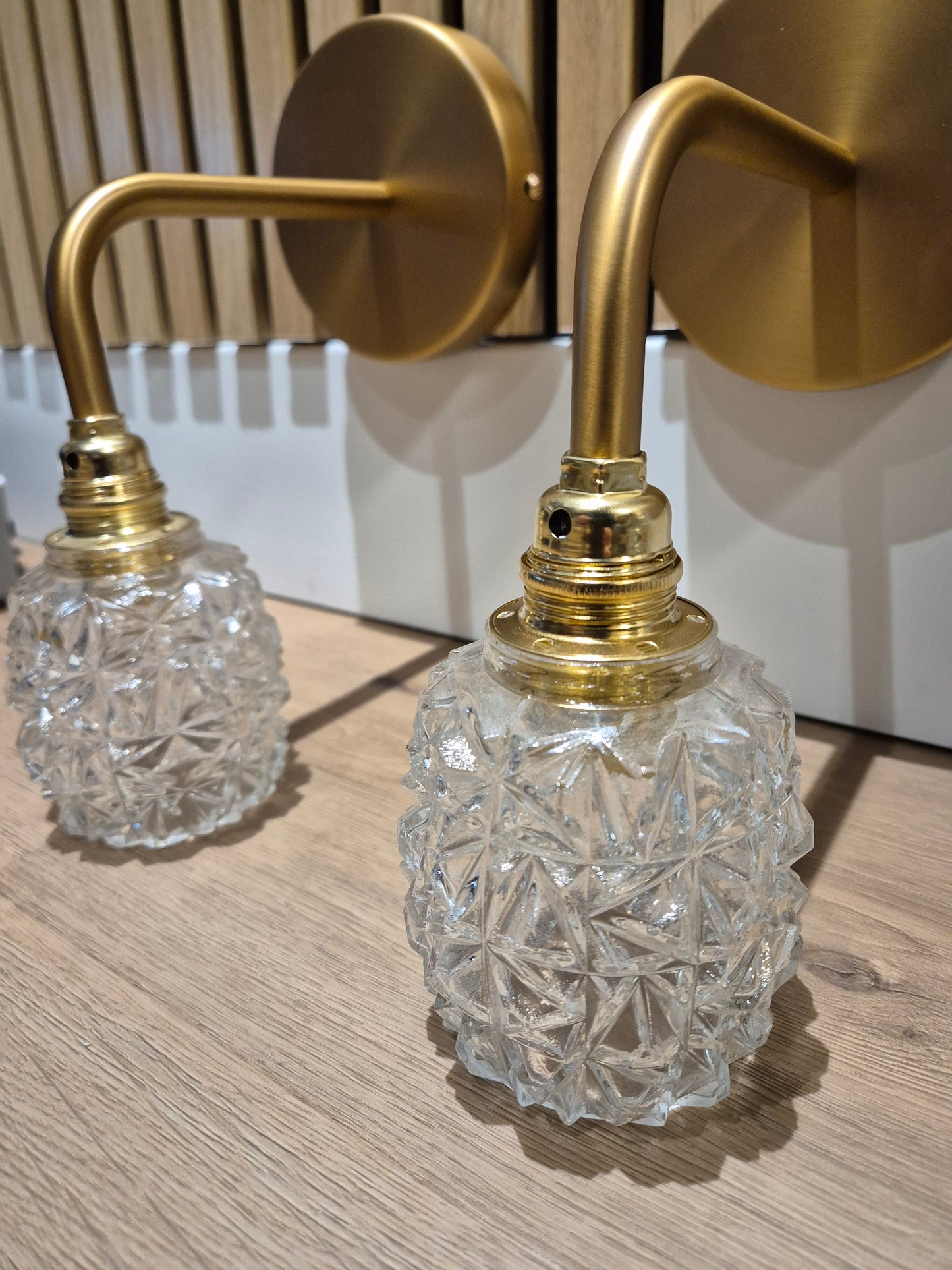 Paire d'appliques verres anciens vintage – objet de seconde main sélectionné par Déco à Deux
