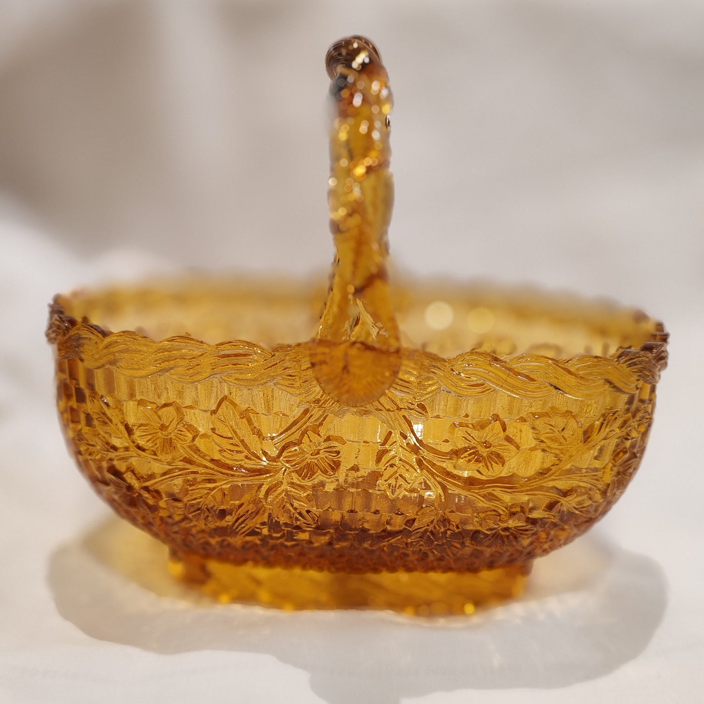 Panier ambré vintage – objet de seconde main sélectionné par Déco à Deux