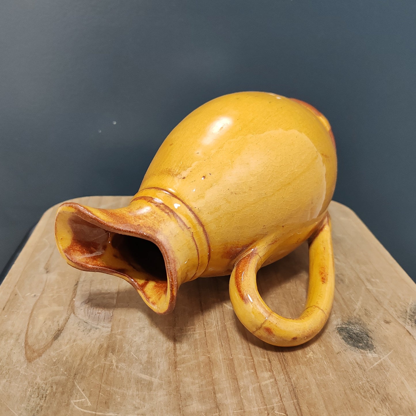 Petit pichet vintage – objet de seconde main sélectionné par Déco à Deux