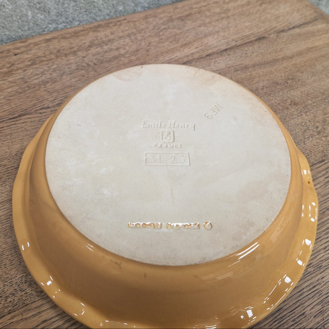 Plat céramique vintage – objet de seconde main sélectionné par Déco à Deux

