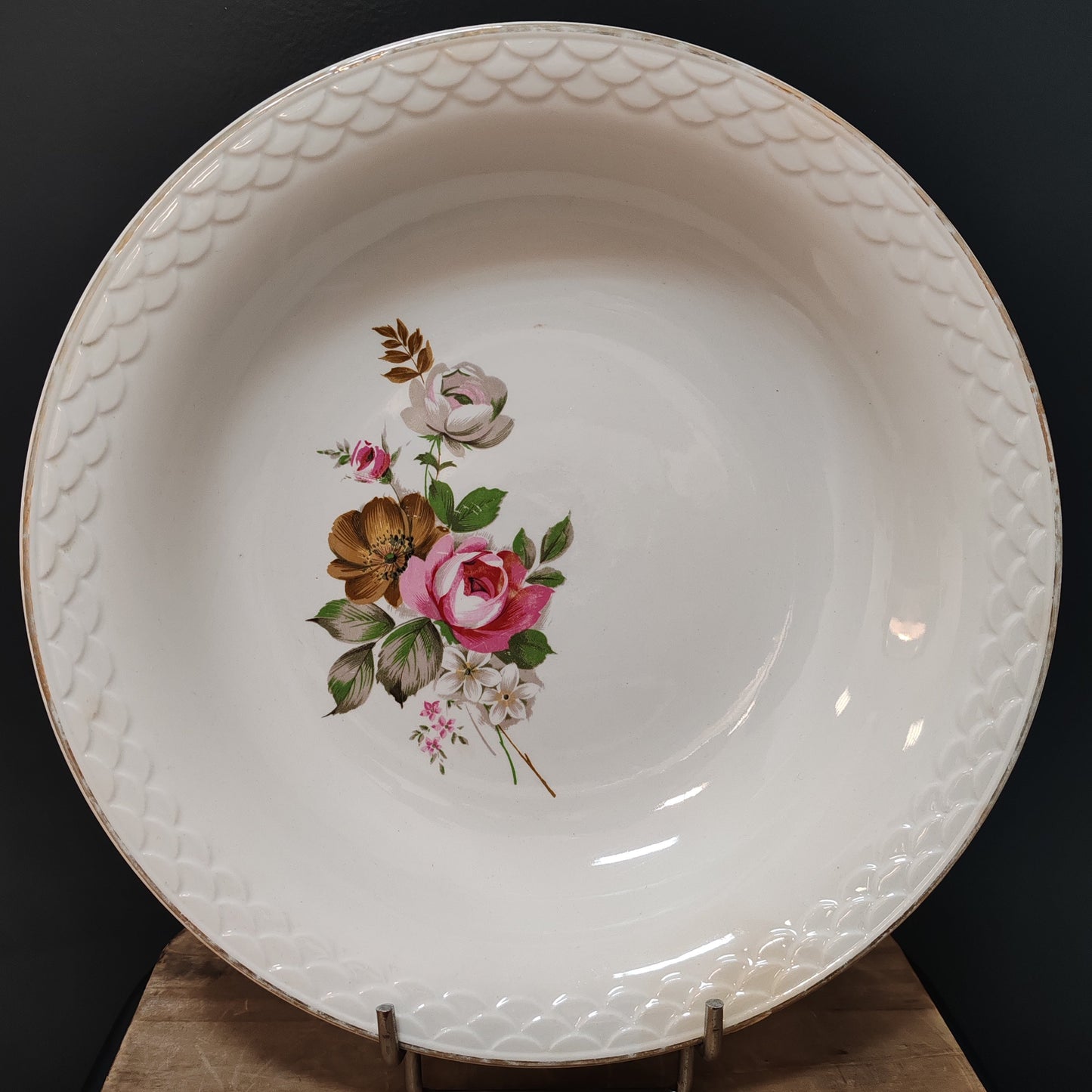 Plat "Digoin et Sarreguemines" vintage – objet de seconde main sélectionné par Déco à Deux