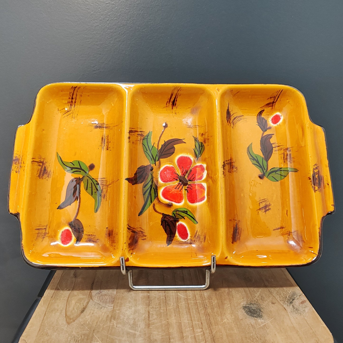 Plat poet laval vintage – objet de seconde main sélectionné par Déco à Deux