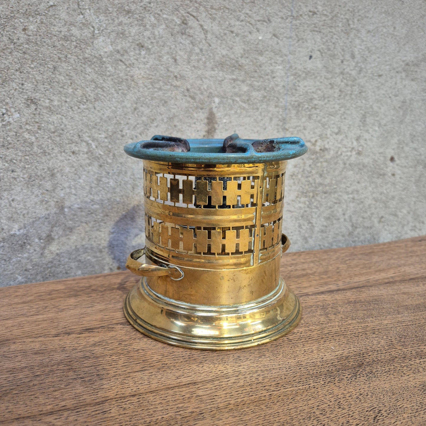 Réchaud ancien vintage – objet de seconde main sélectionné par Déco à Deux