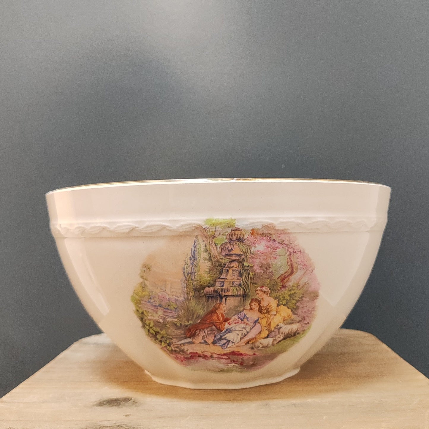 Saladier " Moulin des Loups " vintage – objet de seconde main sélectionné par Déco à Deux
